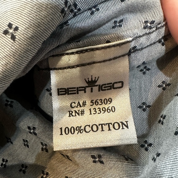 Men’s Bertigo button long sleeve shirt size Small￼ - Picture 10 of 10